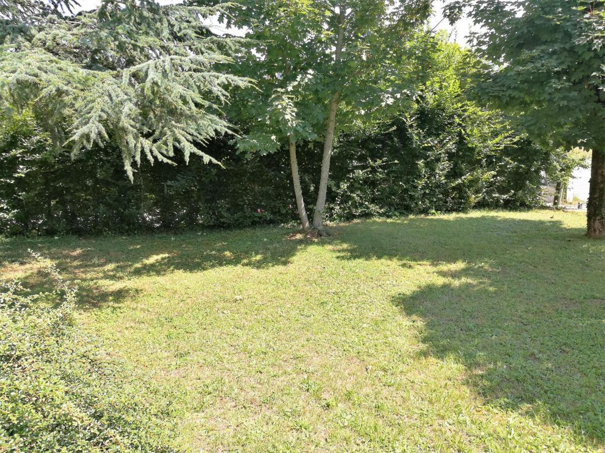 Douceur En Campagne Apartment Espalion Luaran gambar